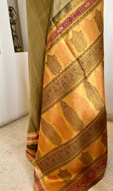 ARATRIKA - SHOT GREEN BOMKAI SILK SAREE WITH BANDHA WEAVE