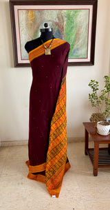 TRAYI – COFFEE MAROON BOMKAI COTTON WITH A DISTINCTIVE FIGURATIVE AANCHAL