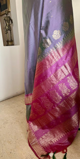 KAVIKA - GREY KANJIVARAM WITH PINK ZARI BORDER AANCHAL
