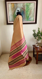 VYOMINI – CREAMISH PEACH KANJIVARAM WITH GREY PINK TEMPLE MOTIFS