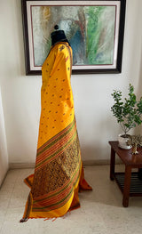SARAYINI – GOLDEN YELLOW KANJIVARAM WITH MULTICOLOUR PEACOCK MOTIFS