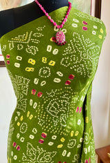OJASI – VIBRANT BANDHANI COLOURS ON FLUID GAJJI SILK