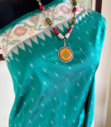 IHITA — VIBRANT TEAL POCHAMPALLY WITH A CRISP WHITE CONTRAST