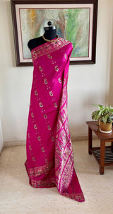 KEYAA — MAHABHARATA TALES WOVEN ON MAGENTA SWARNACHARI