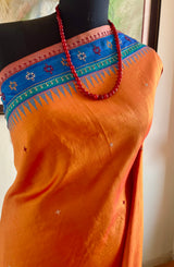 AADHINI – RUST HAND EMBROIDERED KANJIVARAM WITH VIBRANT CONTRAST AANCHAL