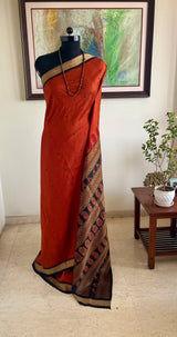 PRATISHRUTI – RUST BOMKAI WITH STUNNING WOVEN AANCHAL