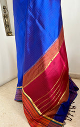 RISHITA – LIGHTWEIGHT NAVY KANJIVARAM WITH RUDRAKSHA BORDER AND GOLD ACCENT