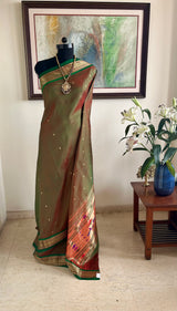 SAMMOHINEE — SHOT GREEN PAITHANI WITH MOR KUNDA
