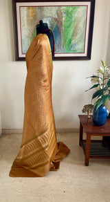 LAIBA – PEACH BROWN TANCHOI WITH PAISLEY MOTIFS