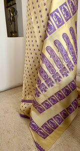 UTPALIKA – CREAM BALUCHARI WITH INTRICATE WOVEN NARRATIVES