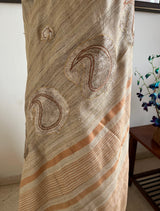SAFIRA – UNDERSTATED TUSSAR SILK WITH DELICATE ZARI PAISLEYS