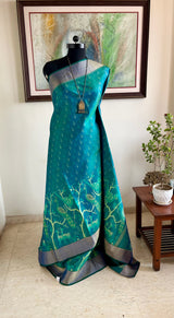CHARUSHREE – SHOT PATOLA SILK WITH HERITAGE MOTIFS