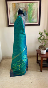 CHARUSHREE – SHOT PATOLA SILK WITH HERITAGE MOTIFS