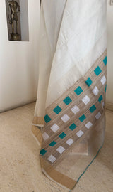 ZUNAIRA – AN ELEGANT CHANDERI SILK WITH A STRIKING GHICHA AANCHAL
