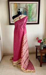 SUCHI – PINK KHANDUA WITH DIAMOND FLORALS AND BANDHA ANCHAL