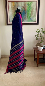 KRITHINI – NAVY KANJIVARAM WITH PINK PEACOCK MOTIFS