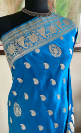 NAUSHEEN – BANARASI WITH SILVER ZARI PAISLEY MOTIFS
