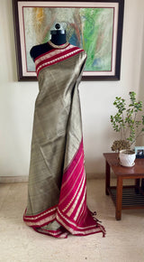 MADHVADHANI – WHITE MOTIF KORVAI KANJIVARAM IN GREY AND MAROON