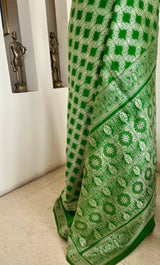 MERISHA – GREEN PATLI BANARASI WITH VARIED FLORAL MOTIFS