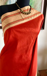 SINDURA — RUST KORVAI KANJIVARAM WITH A STRIKING BEIGE-GOLD CONTRAST
