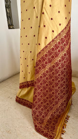 RINIKI — CREAM ASSAM SILK WITH MAROON FLORAL GOS MOTIFS