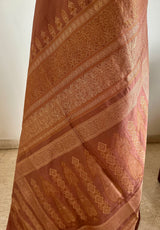 MADHUMITA- PEACHISH BROWN BOMKAI SILK SAREE WITH ZARI AANCHAL