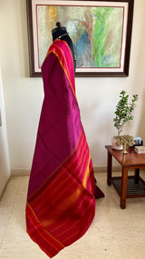 AAHNA – MAGENTA KANJIVARAM WITH MAROON AND OCHRE DETAIL
