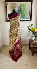 DEVITA - CREAM ODISHA HANDLOOM COTTON SAREE WITH GEOMETRIC MOTIFS