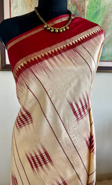 AMITHI - WHITE MAROON KANJIVARAM WITH PEACOCK PAISLEY AANCHAL