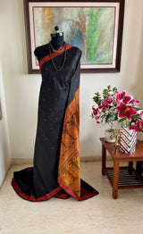 PRANAYA – BLACK KANJIVARAM SILK SAREE WITH RUST BORDER
