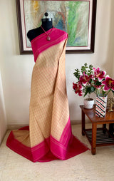 PRITHILA – LIGHT BEIGE KATTAM KANJIVARAM SAREE WITH PINK CHECKS