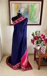 PADMAGINI – NAVY KORVAI KANJIVARAM WITH IKKAT ZARI BORDER