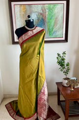 KANI – MEHENDI GREEN KANJIVARAM WITH MAROON ZARI GRANDEUR