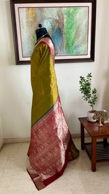 KANI – MEHENDI GREEN KANJIVARAM WITH MAROON ZARI GRANDEUR