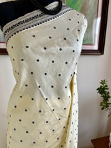 AIMEE – LIGHT CREAM ASSAM SILK WITH FLORALS AND PEACOCK AANCHAL