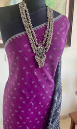 GAURISHA – MAGENTA ODISHA HANDLOOM COTTON WITH BLACK AANCHAL