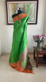 GAURIMA - TEXTURED GREEN KANJIVARAM SILK SAREE WITH MAUVE AANCHAL