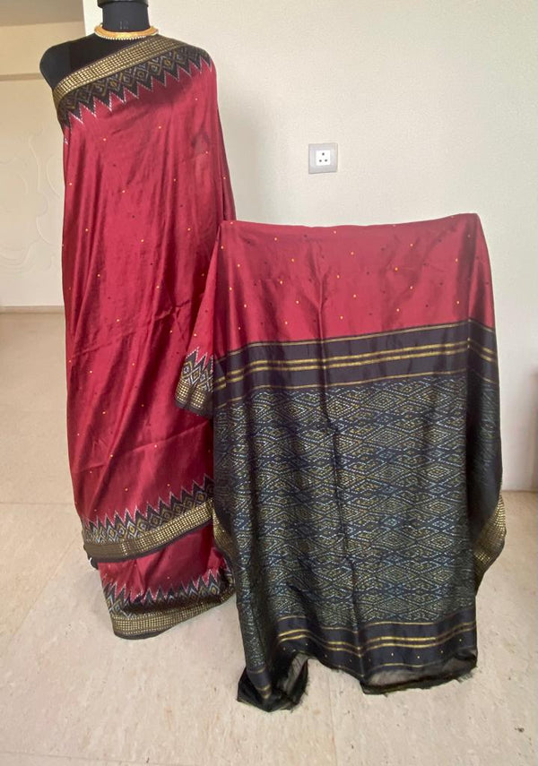 SRILATHA- EXQUISITE MAROON AND BLACK POCHAMPALLY SAREE, ELEVATE YOUR STYLE WITH TIMELESS ELEGANCE