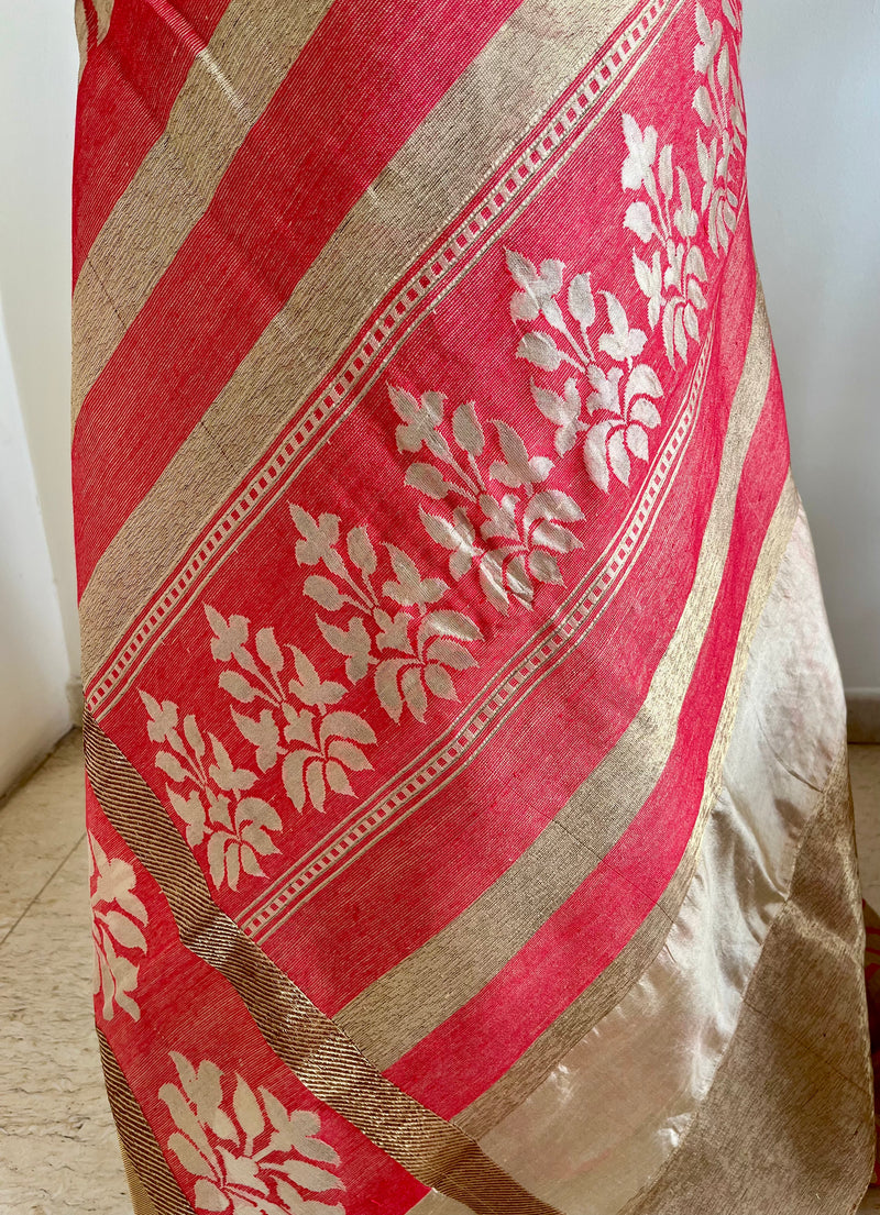 RITHWIKA- LIGHTWEIGHT TUSSAR SILK SAREE WITH RED AND GOLD MOTIFS