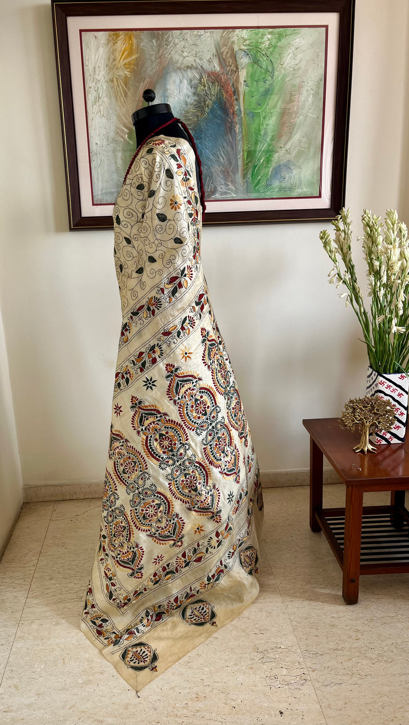 SWESHTI- CREAM TUSSAR KANTHA WITH FLORAL MOTIFS AND ELABORATE AANCHAL
