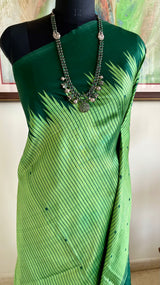 NAVISHA – KANJIVARAM WITH TEMPLE BORDER, STRIPES AND DELICATE BOOTIS