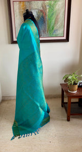 NILOFER — CLASSIC BANARASI WITH A FLORAL FLOURISH