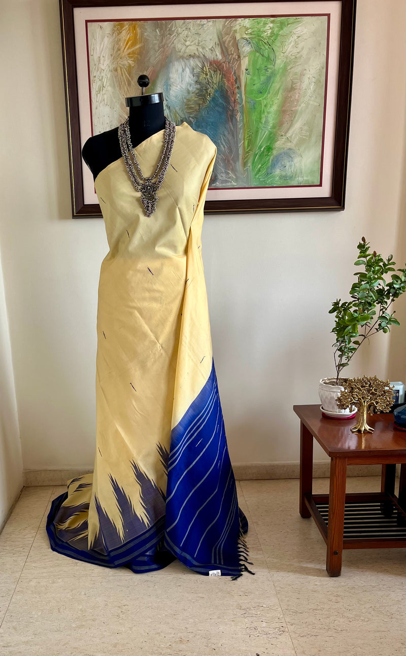 TVESA – CREAM KANJIVARAM WITH NAVY TEMPLE BORDER