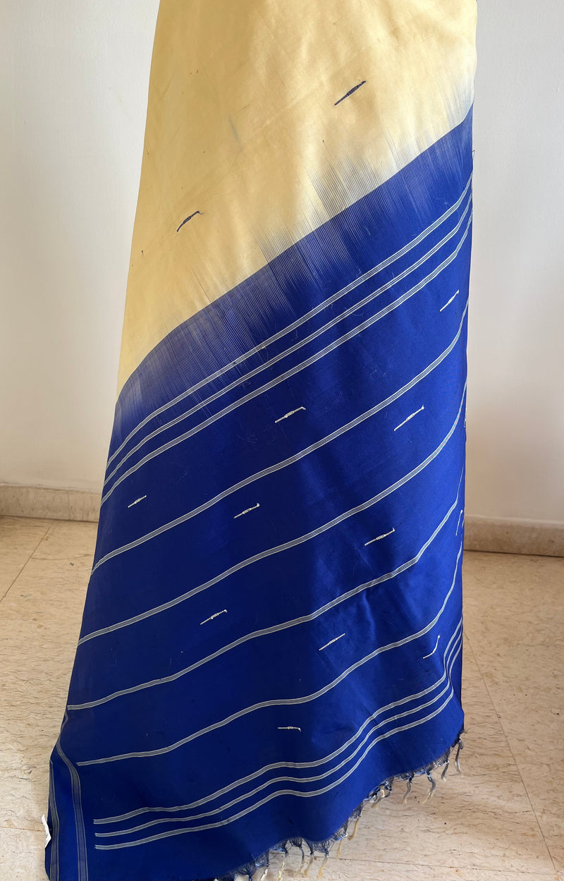 TVESA – CREAM KANJIVARAM WITH NAVY TEMPLE BORDER