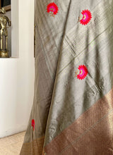 KASHI - AN EXQUISITE GREY BANARASI WITH PEACOCK FLORALS