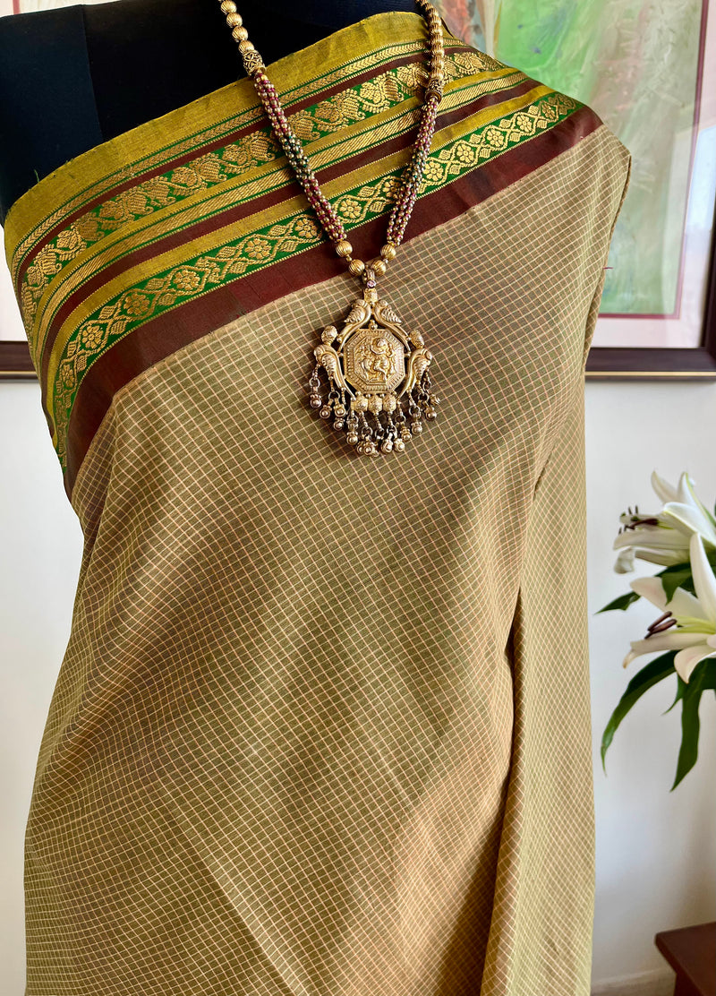 ISWARYA - DARK BEIGE GADWAL SAREE WITH FLORAL ZARI BORDER
