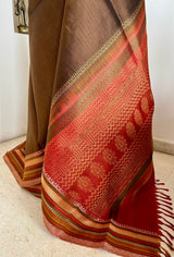 SIDDHIKA – BROWN KANJIVARAM WITH MULTI-TONED WOVEN BORDERS AND AANCHAL