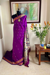 RATI - MAGENTA PAITHANI WITH MOR KUNDA AANCHAL AND NARALI BORDER