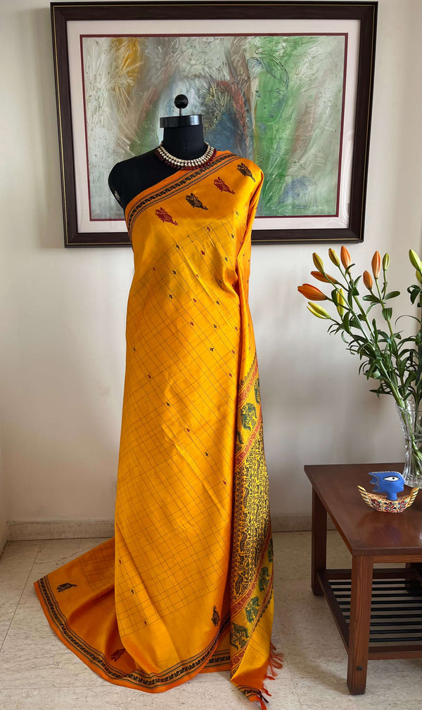 KUNTHAVI – GOLDEN YELLOW KANJIVARAM WITH PEACOCK AND FLORAL MOTIFS