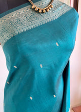 RASINI – TEAL BANARASI WITH TIMELESS WOVEN ELEGANCE